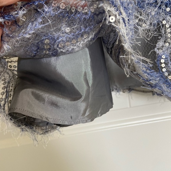 EUC | Isobella & Chloe girls high neck fuzzy sequin dress — size 5 - Picture 4 of 7